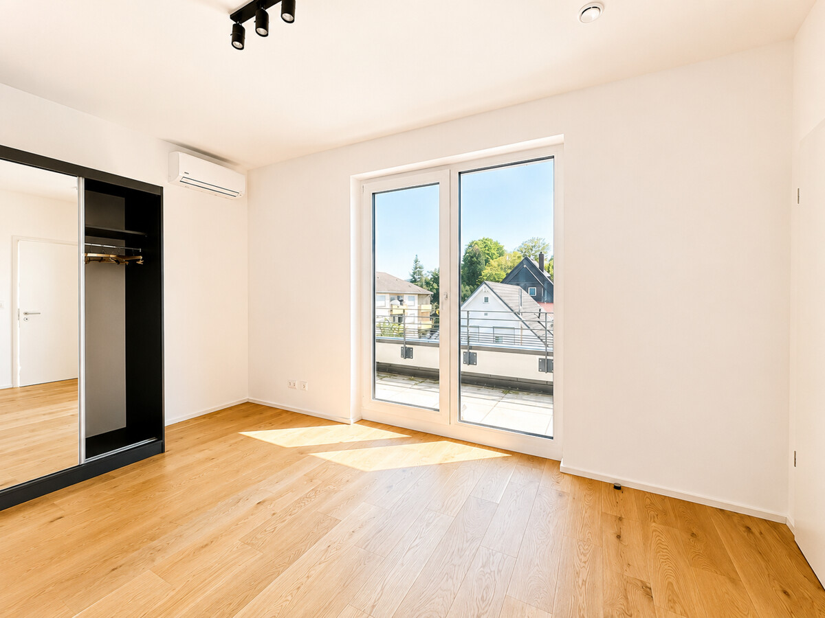 Stylische 2,5-Zimmer Penthouse-Wohnung in erstklassiger Lage zu vermieten! - Foto 3