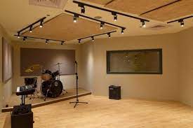 selected venue's interior or exterior images