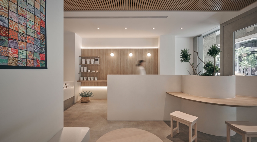 selected venue's interior or exterior images