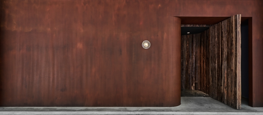 selected venue's interior or exterior images