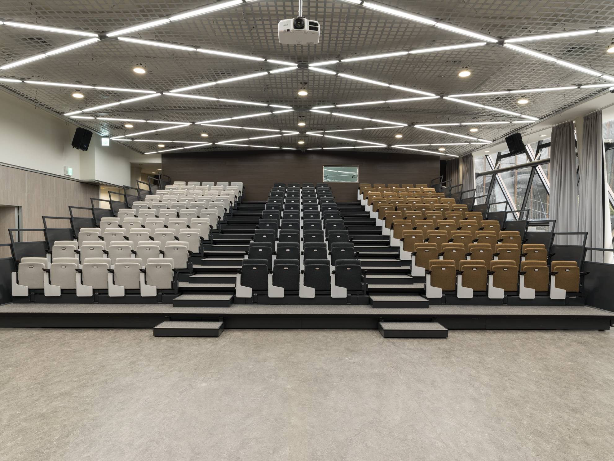 selected venue's interior or exterior images