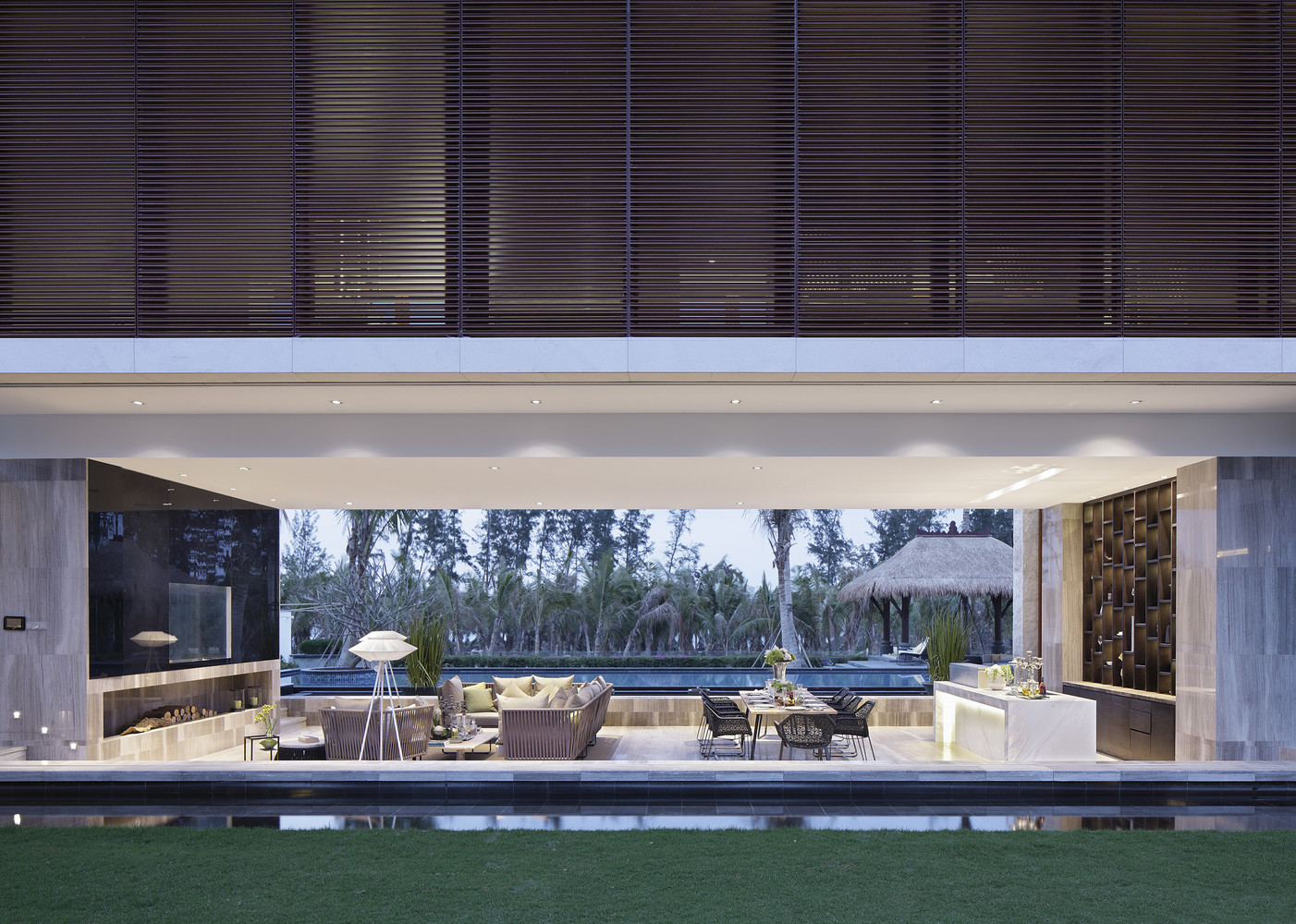 selected venue's interior or exterior images