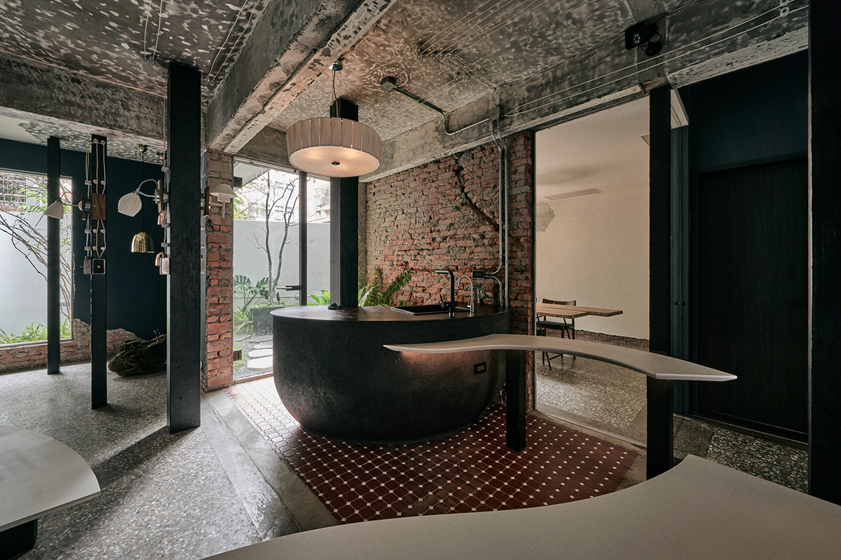 selected venue's interior or exterior images