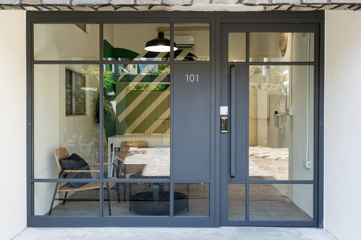 selected venue's interior or exterior images