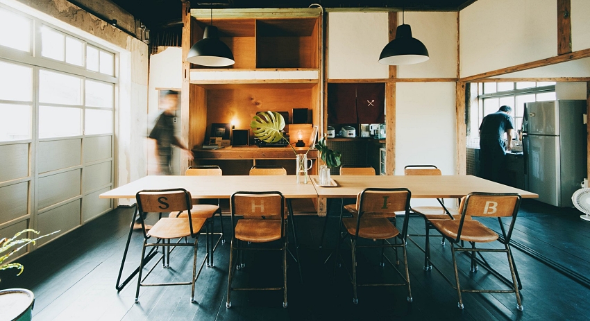 selected venue's interior or exterior images