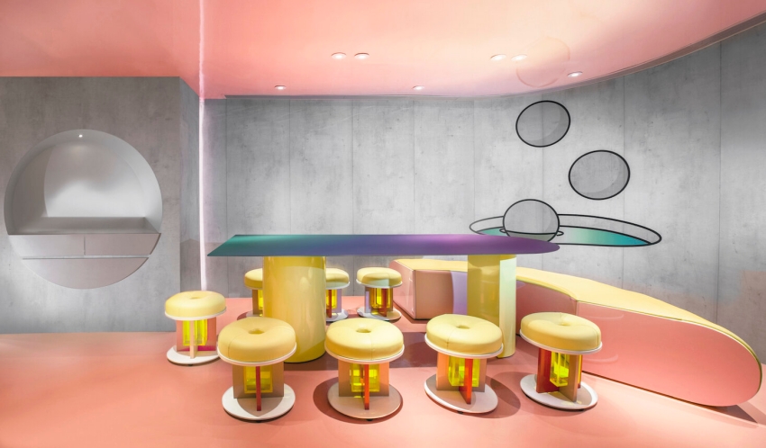 selected venue's interior or exterior images