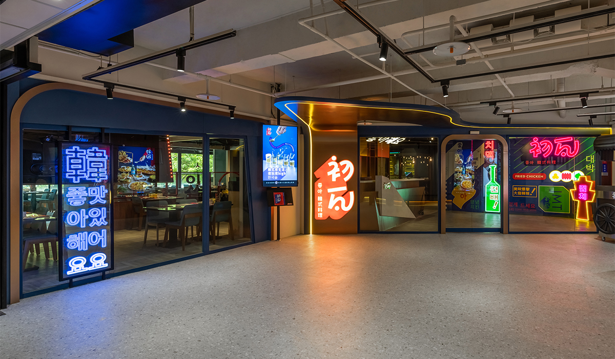 selected venue's interior or exterior images