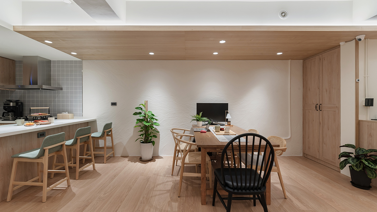 selected venue's interior or exterior images