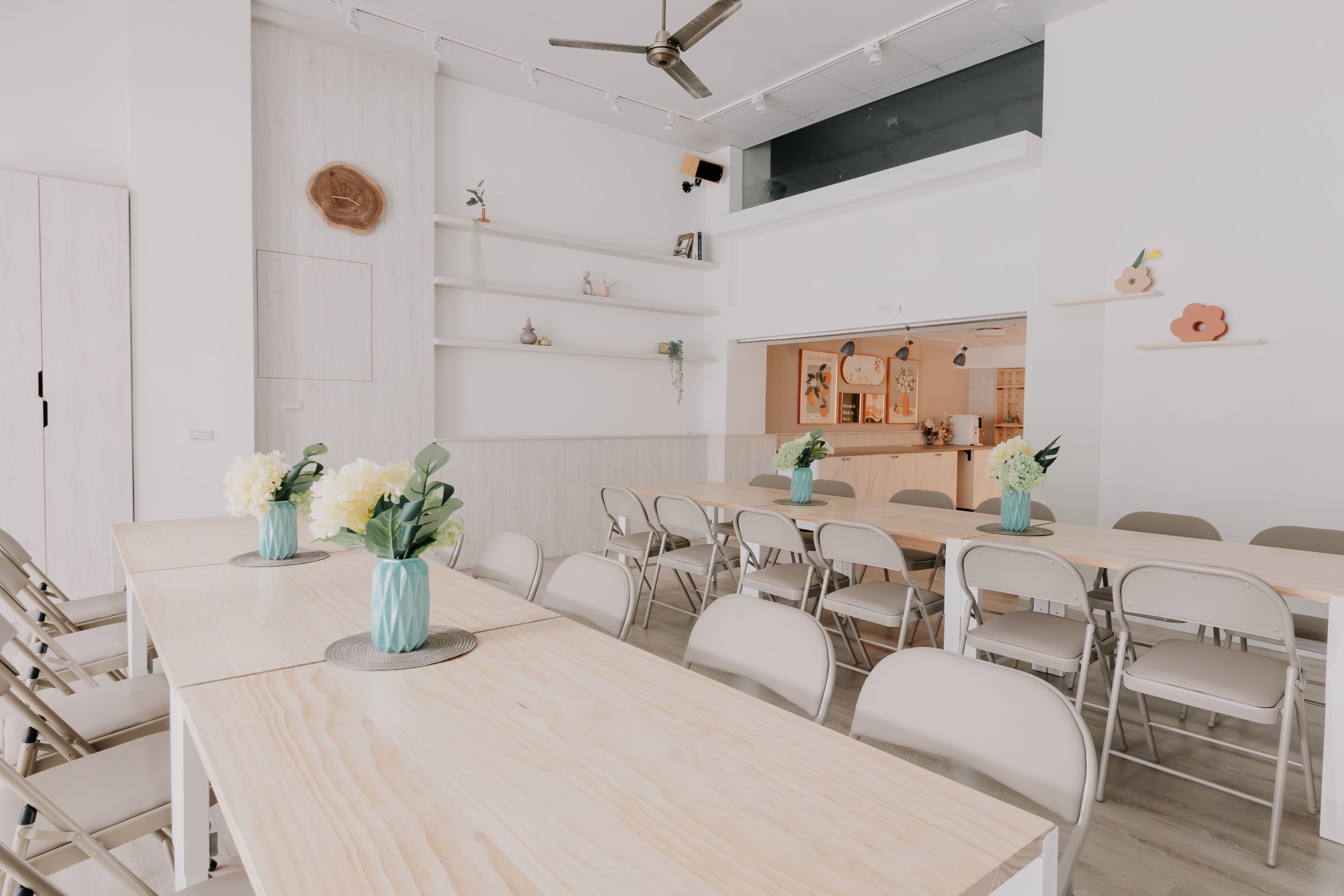 selected venue's interior or exterior images