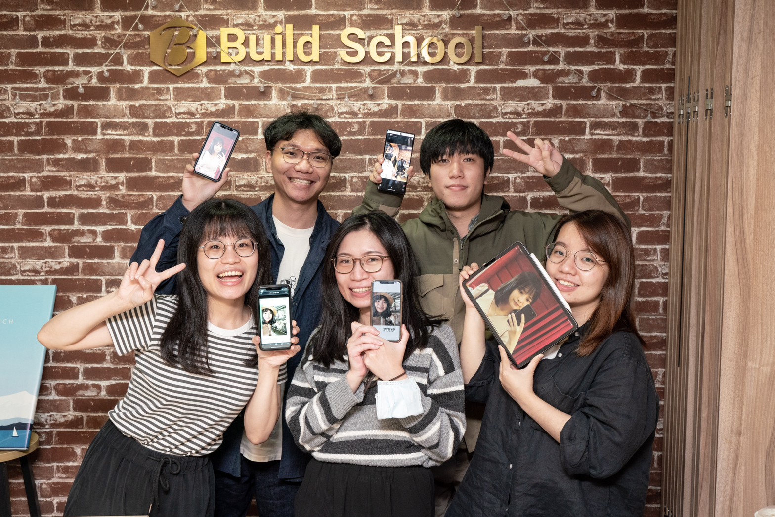 selected venue's interior or exterior images