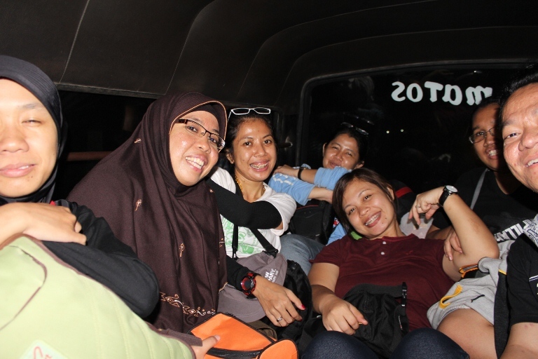 Suasana angkot menuju Bajul mati