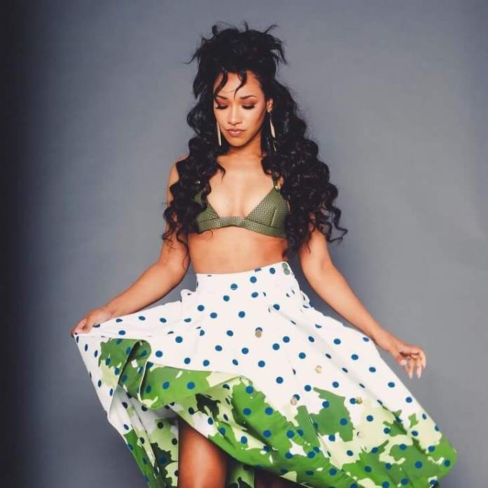 Candice Patton hot pics