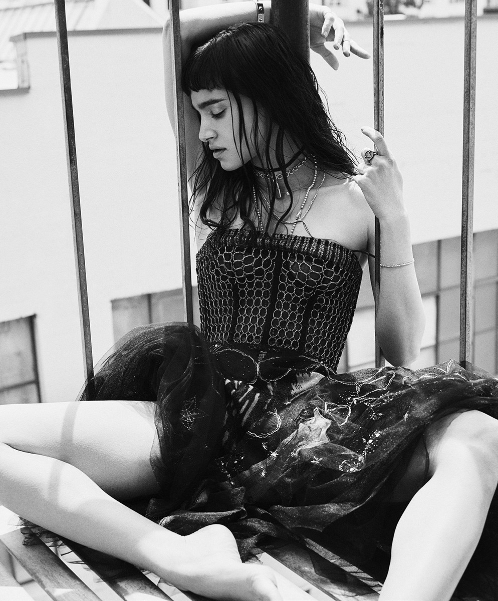 Sofia Boutella spread legs wide open