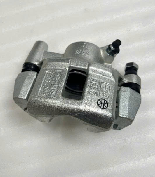 Bittong phanh trước