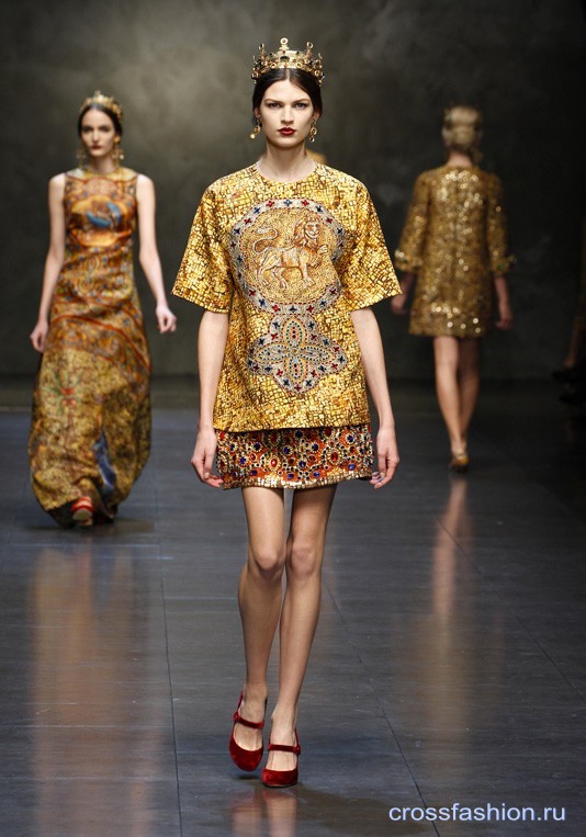 dolce-and-gabbana-fw-2014-women-fashion-show-runway-07