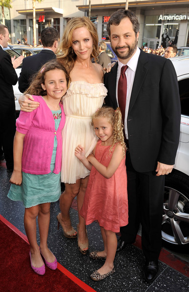 Leslie Mann - Premiere Of Warner Bros.