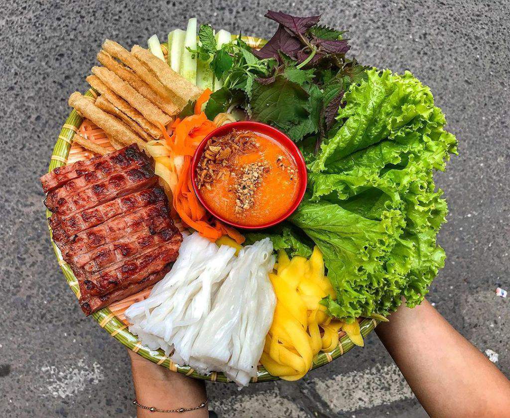 Nem Nướng Nha Trang tại bếp UIT