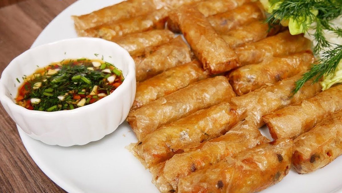 Chả Giò tại bếp UIT