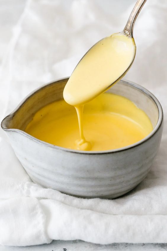 Nước sốt Hollandaise