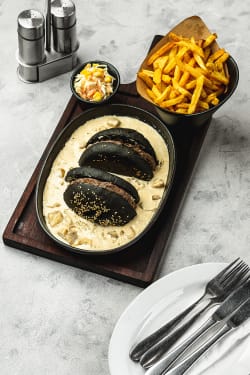 Black Mushroom Burger
