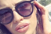 Лиза Шароха на отдыхе с мамочкой