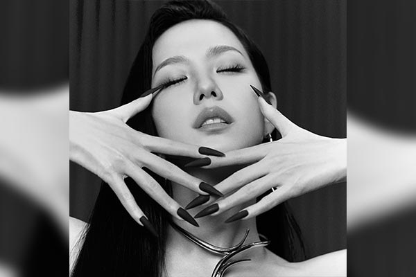 Jisoo Billboard Hot 100