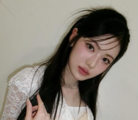 Sui Vogue Korea pictorial