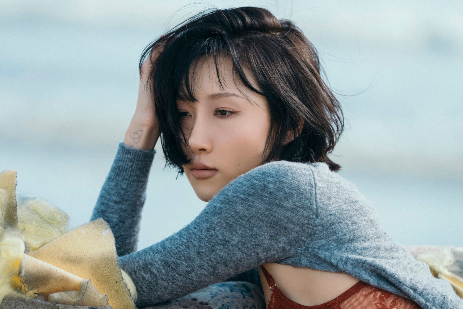 Hwasa Good Goodbye
