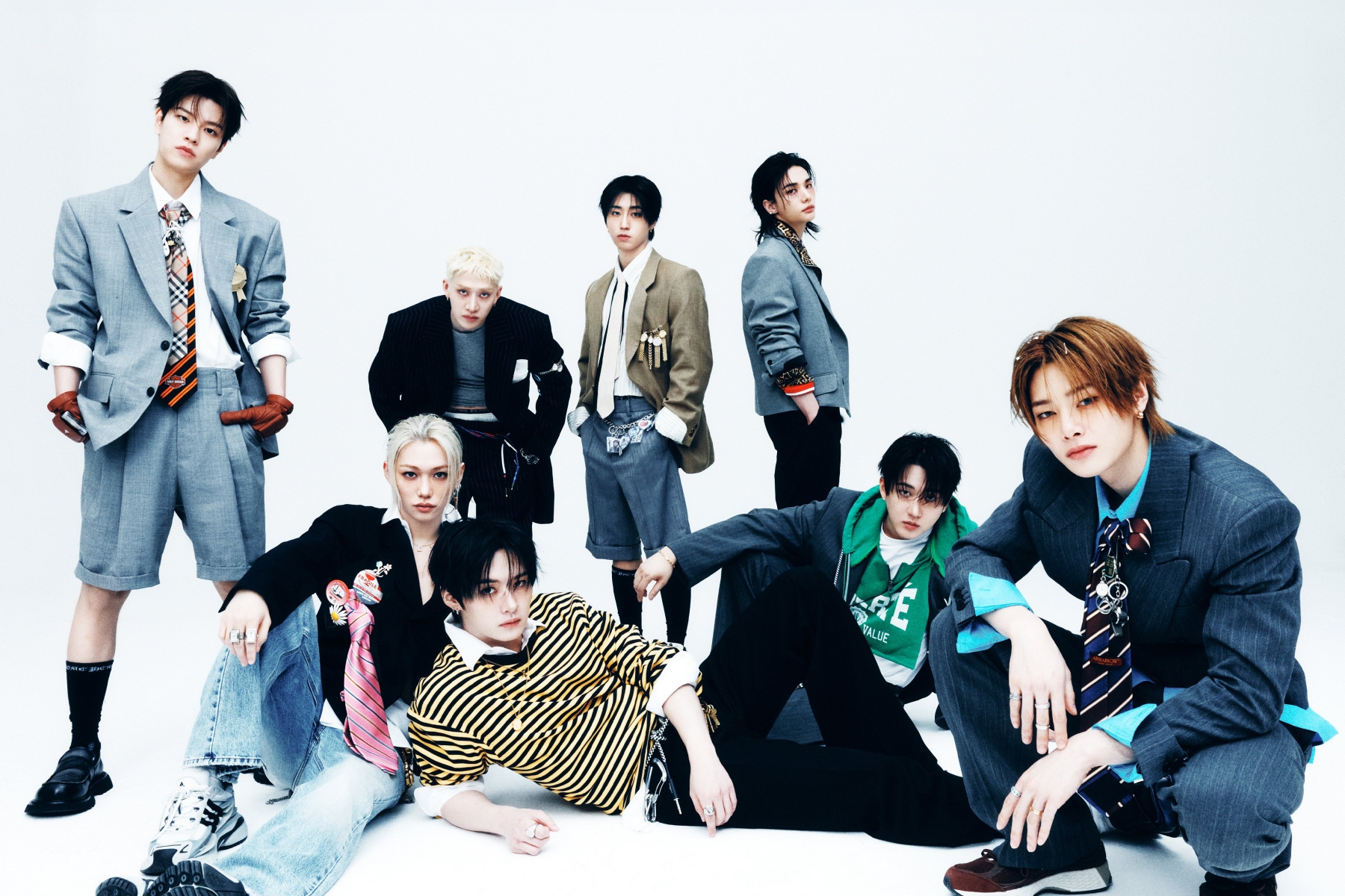 Stray Kids THIS & THAT
