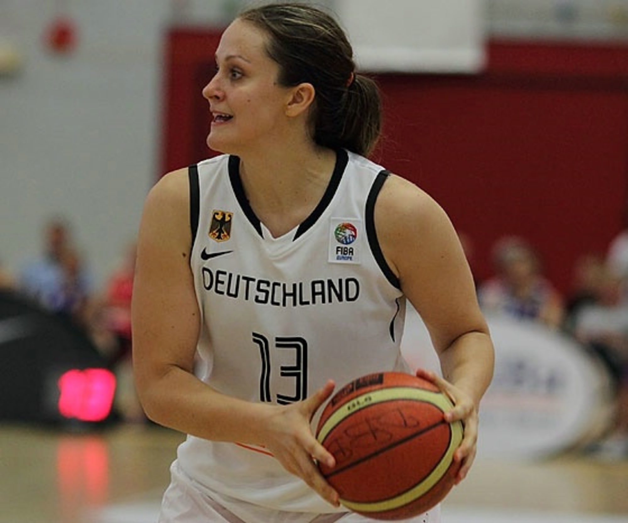 GER/SLO Battle on after Germany beat Slovak Republic in overtime