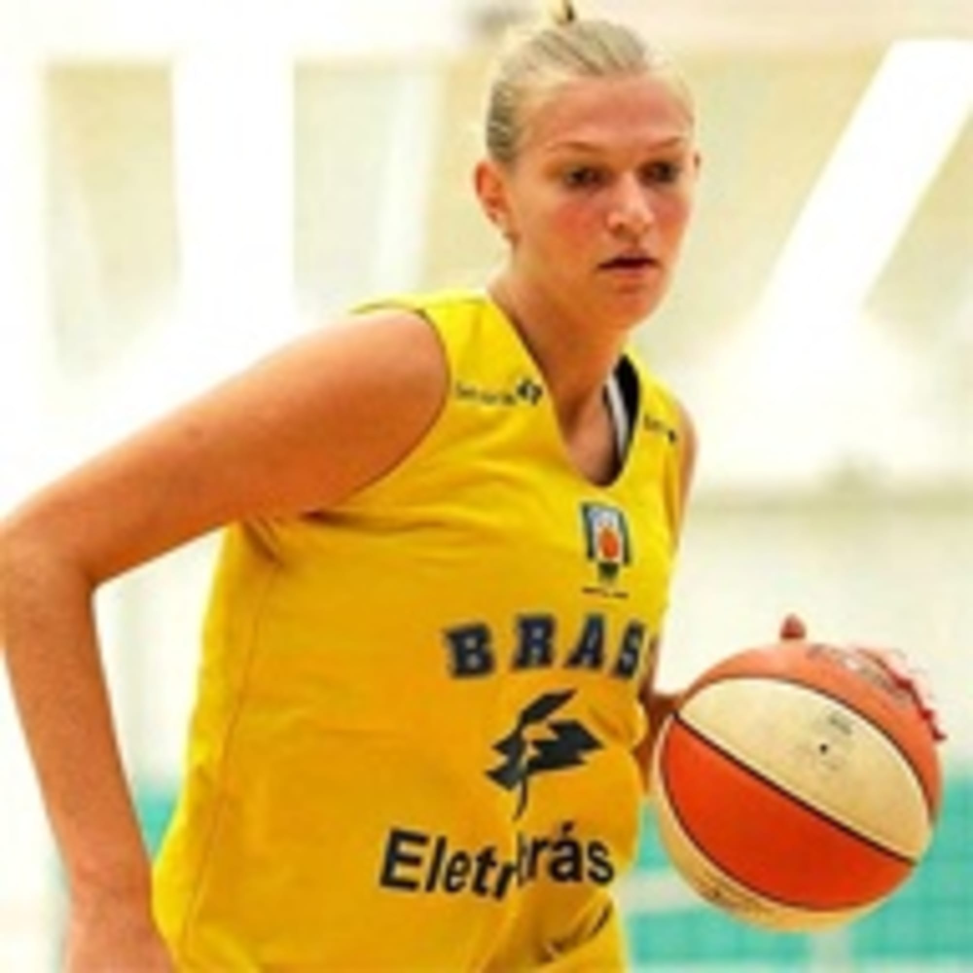 Tiago Splitter will assume coaching duties for the Portland Trailblazers …  I really though it would be Nate Bjorkgren 🧐, image size:2000x2000