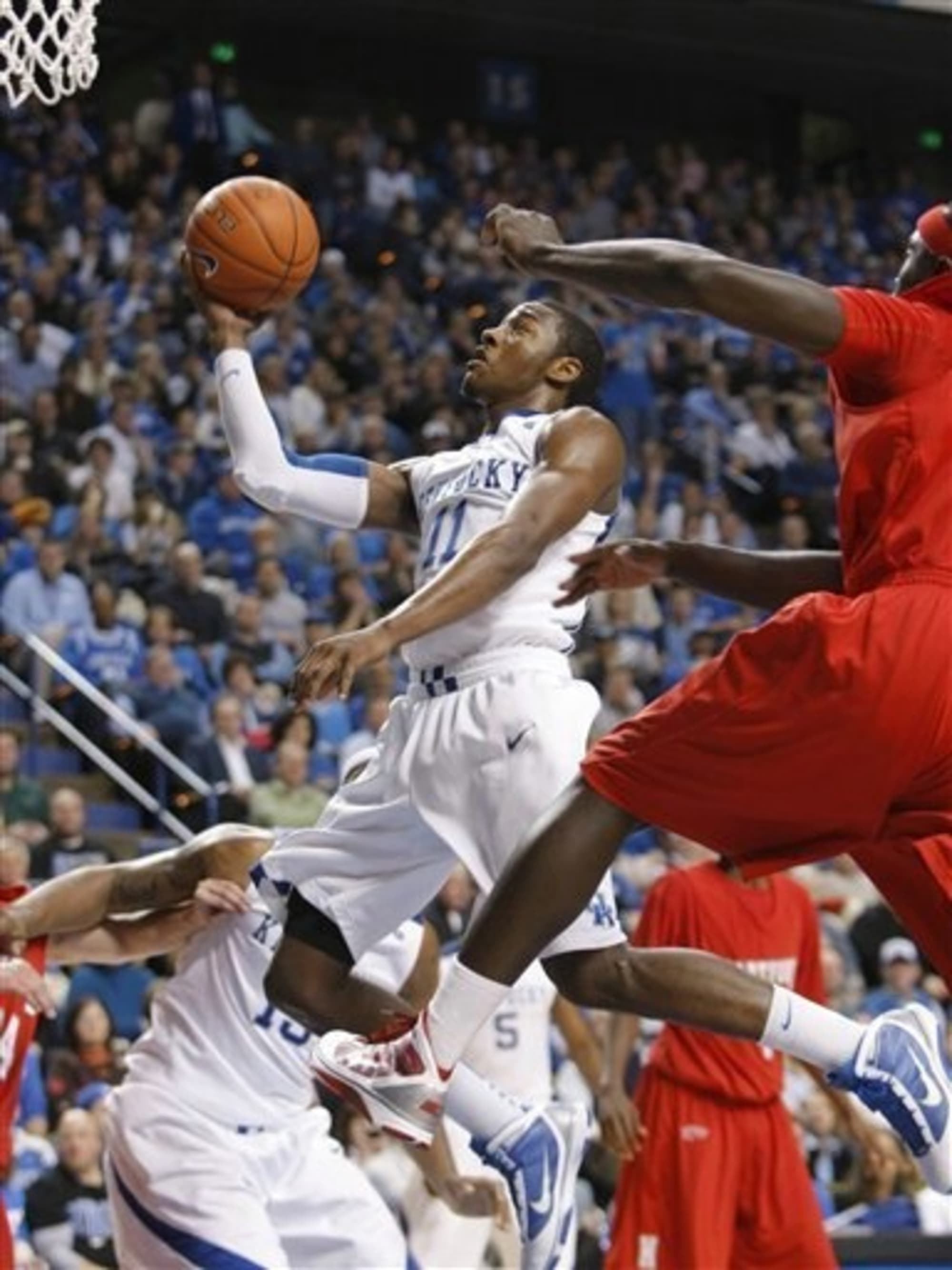 USA/CAN Wall goes No 1 to Wizards; numerous internationals drafted