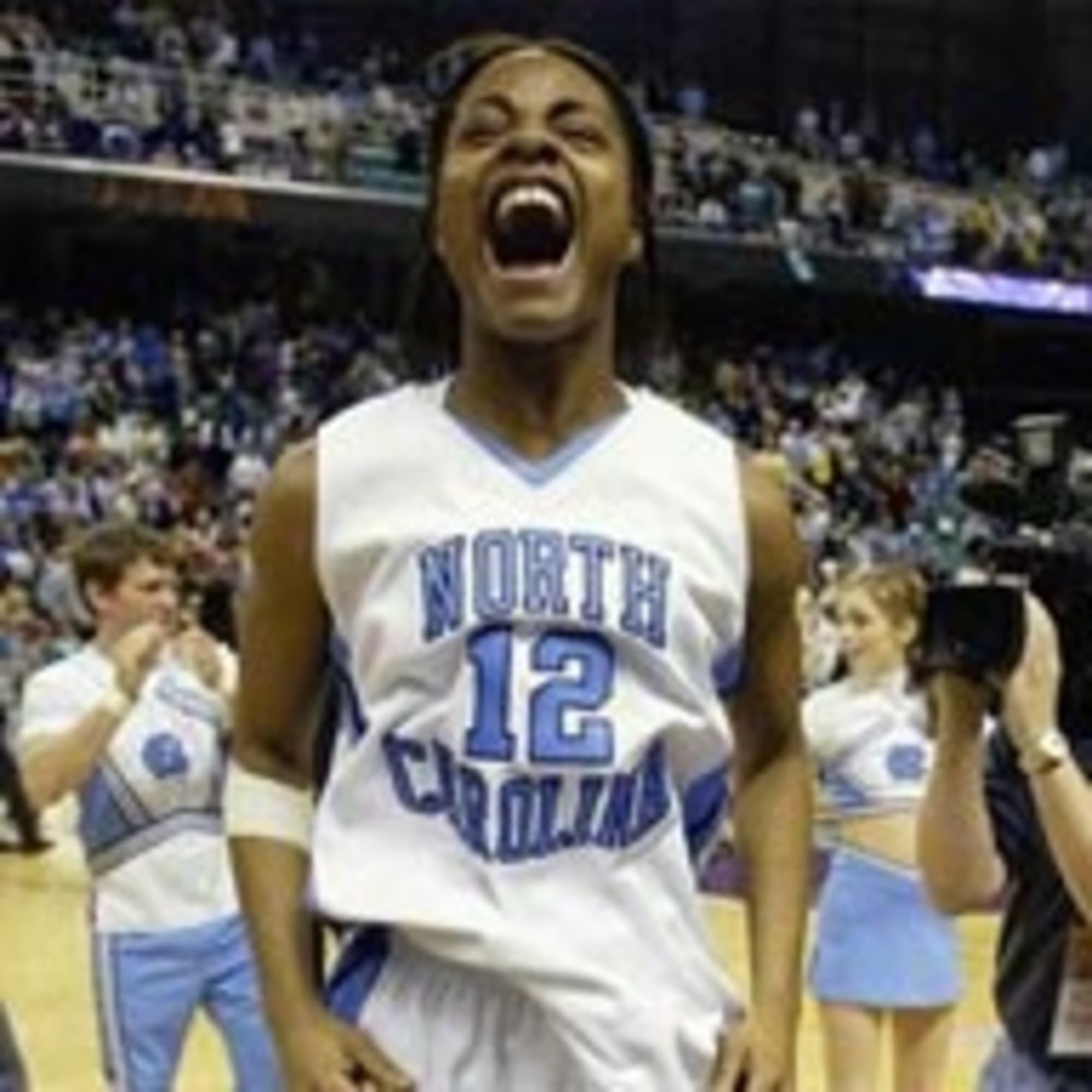 USA Latta hands Tar Heels victory FIBA.basketball