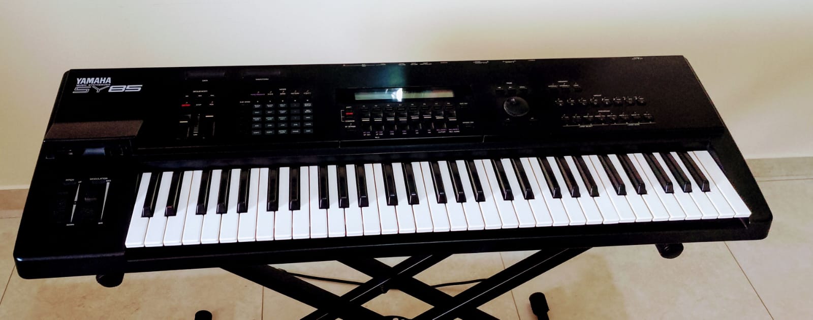 Yamaha SY 85