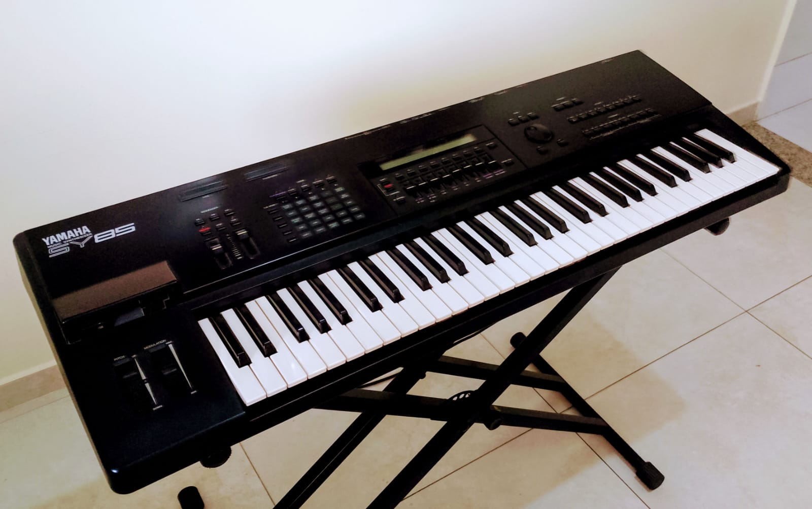 Yamaha SY 85