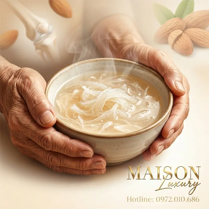 Món yến chưng sữa hạnh nhân ấm áp, bổ dưỡng, tốt cho sức khỏe xương khớp của người cao tuổi.