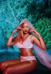 Rihanna photo