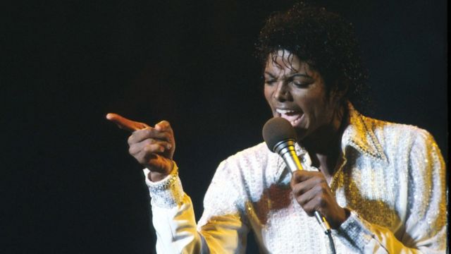 Michael Jackson performing