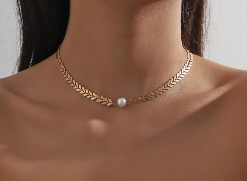 Choker dorado