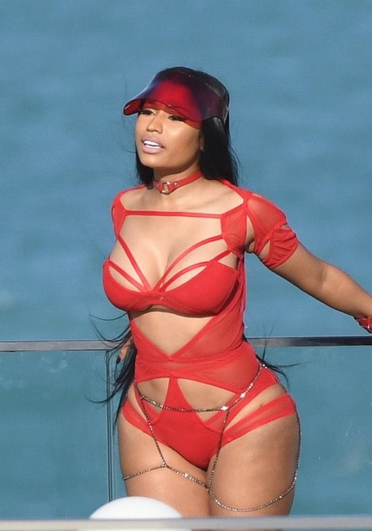 50 Hottest Nicki Minaj Bikini Pictures Will Explore Her Massive Butt | Best Of Comic Books