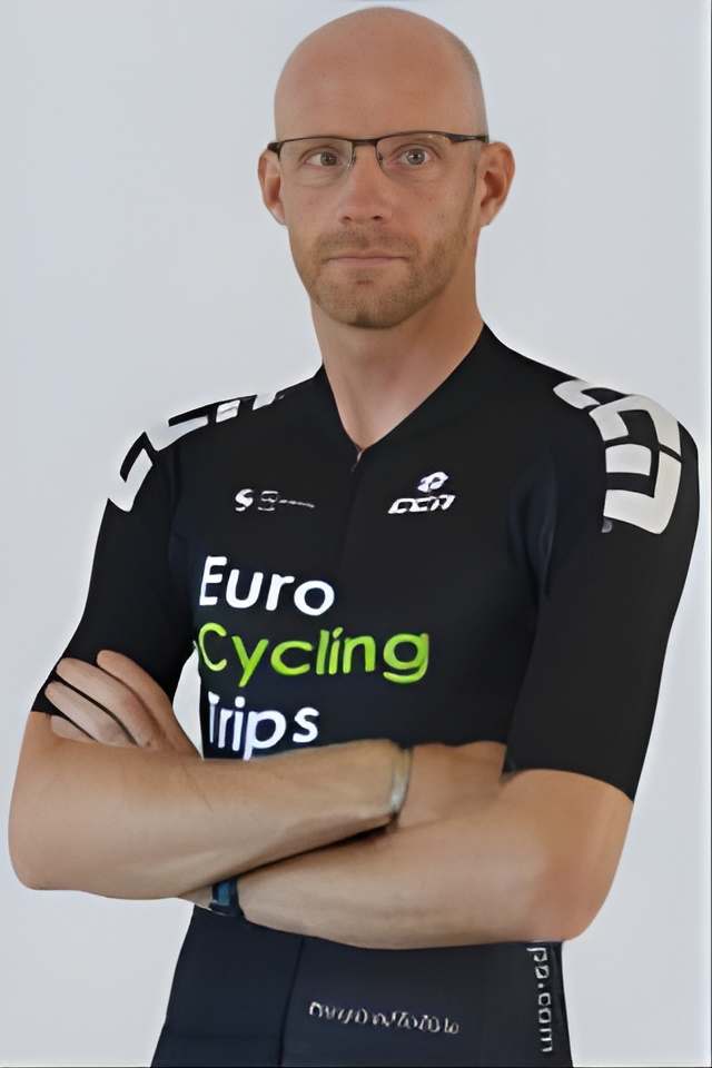 Siméon's profile