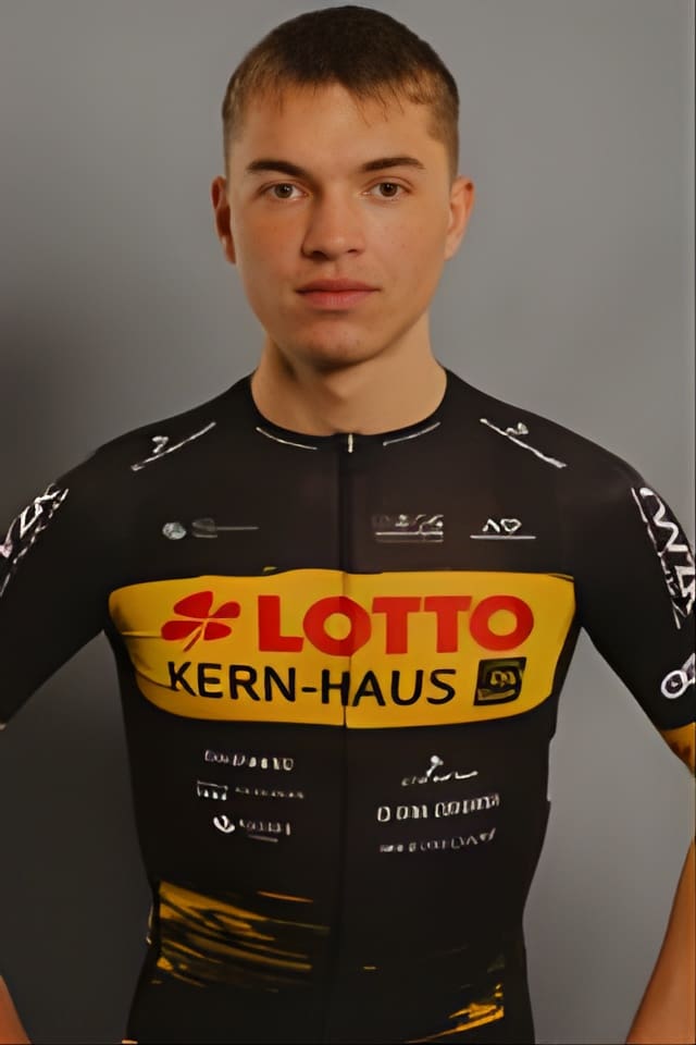 Max's profile