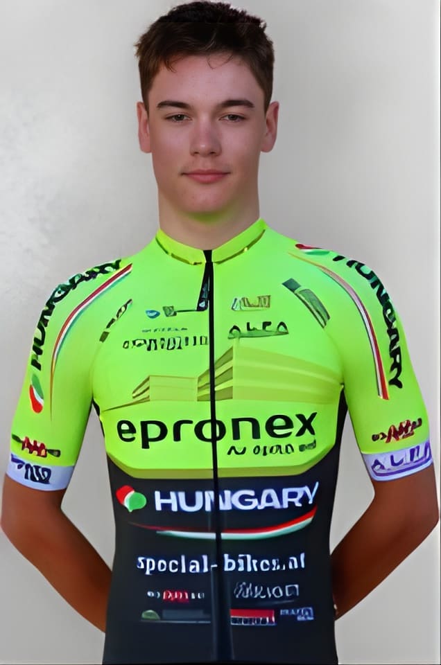 Ádám's profile
