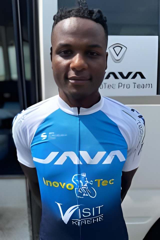Etienne's profile