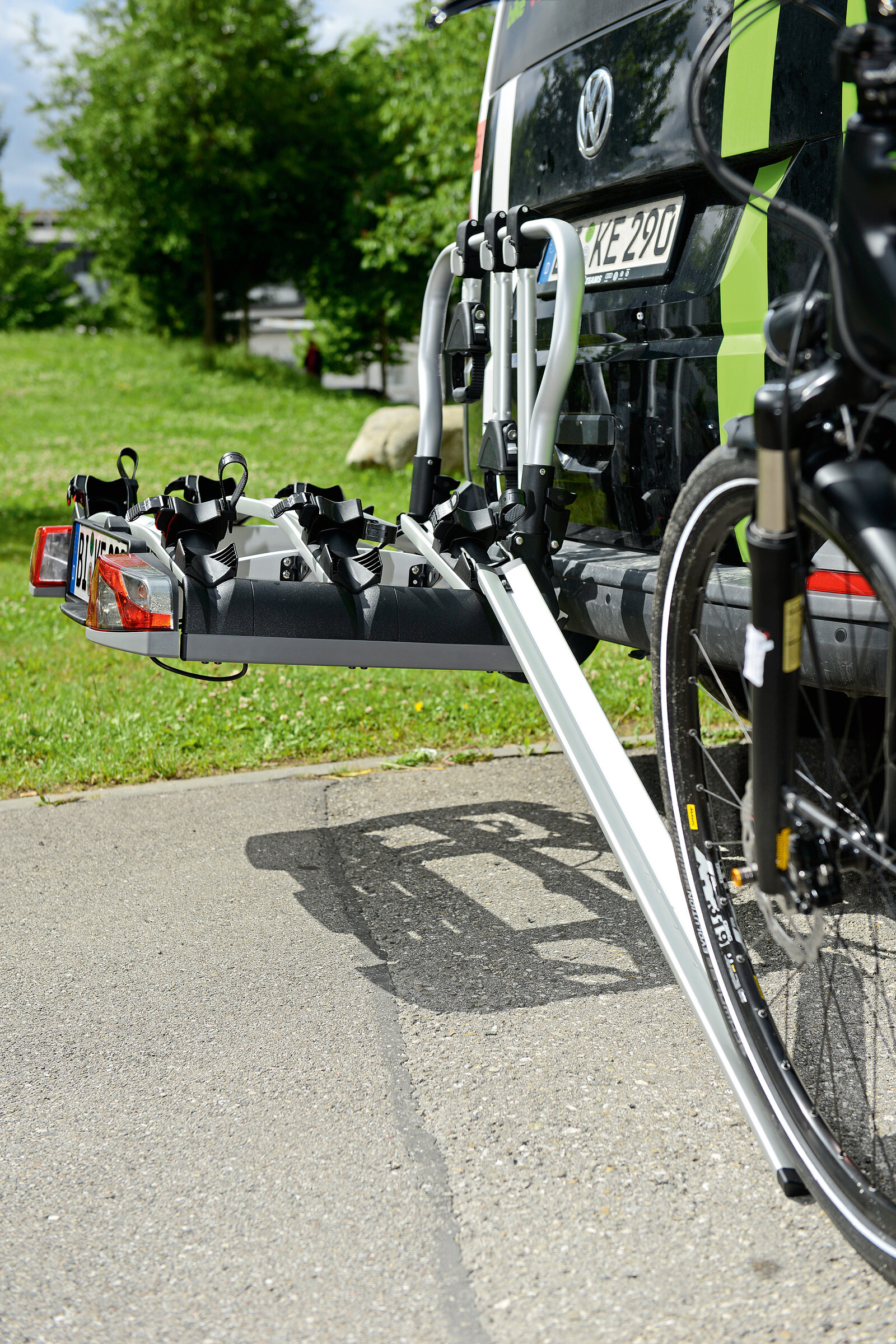 Marktübersicht Fahrradträger für E-Bikes: Heckträger für den sicheren  Transport