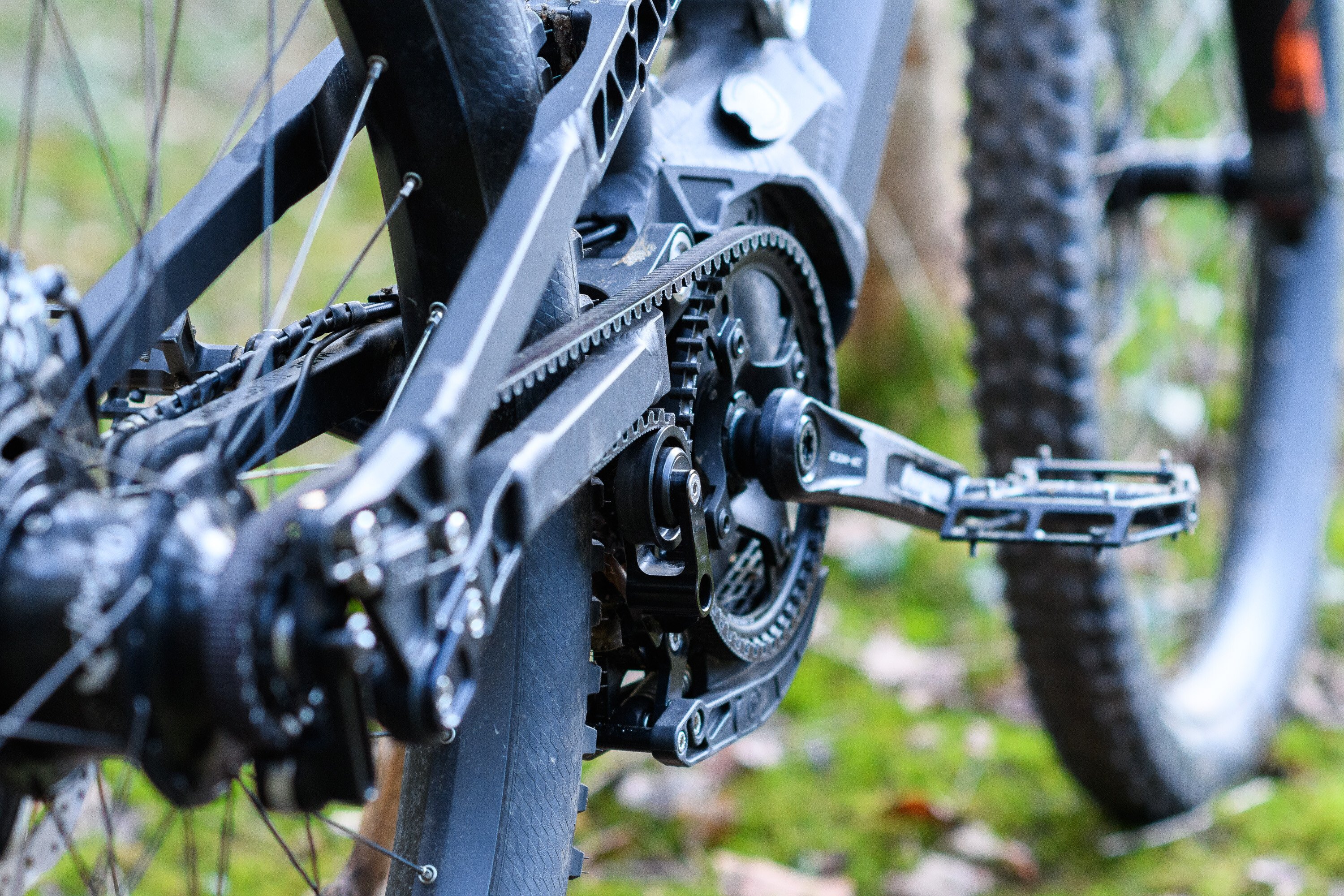 Riemenantrieb am E-MTB: So funktioniert's