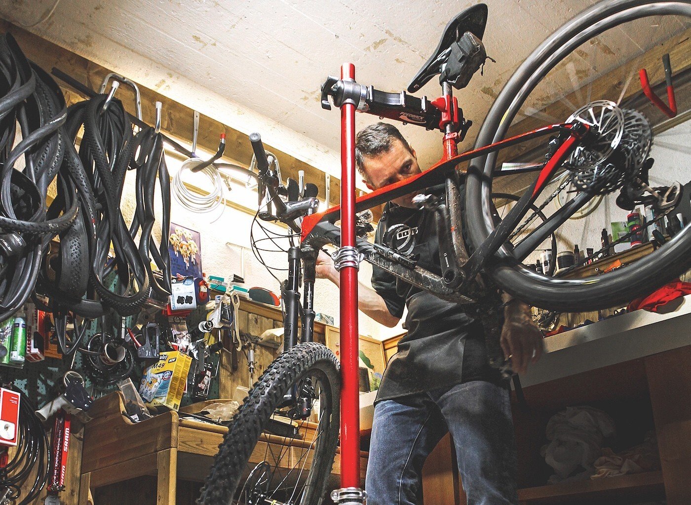 BIKE Vergleich | im 11 Montageständer Hobby-Mechaniker für