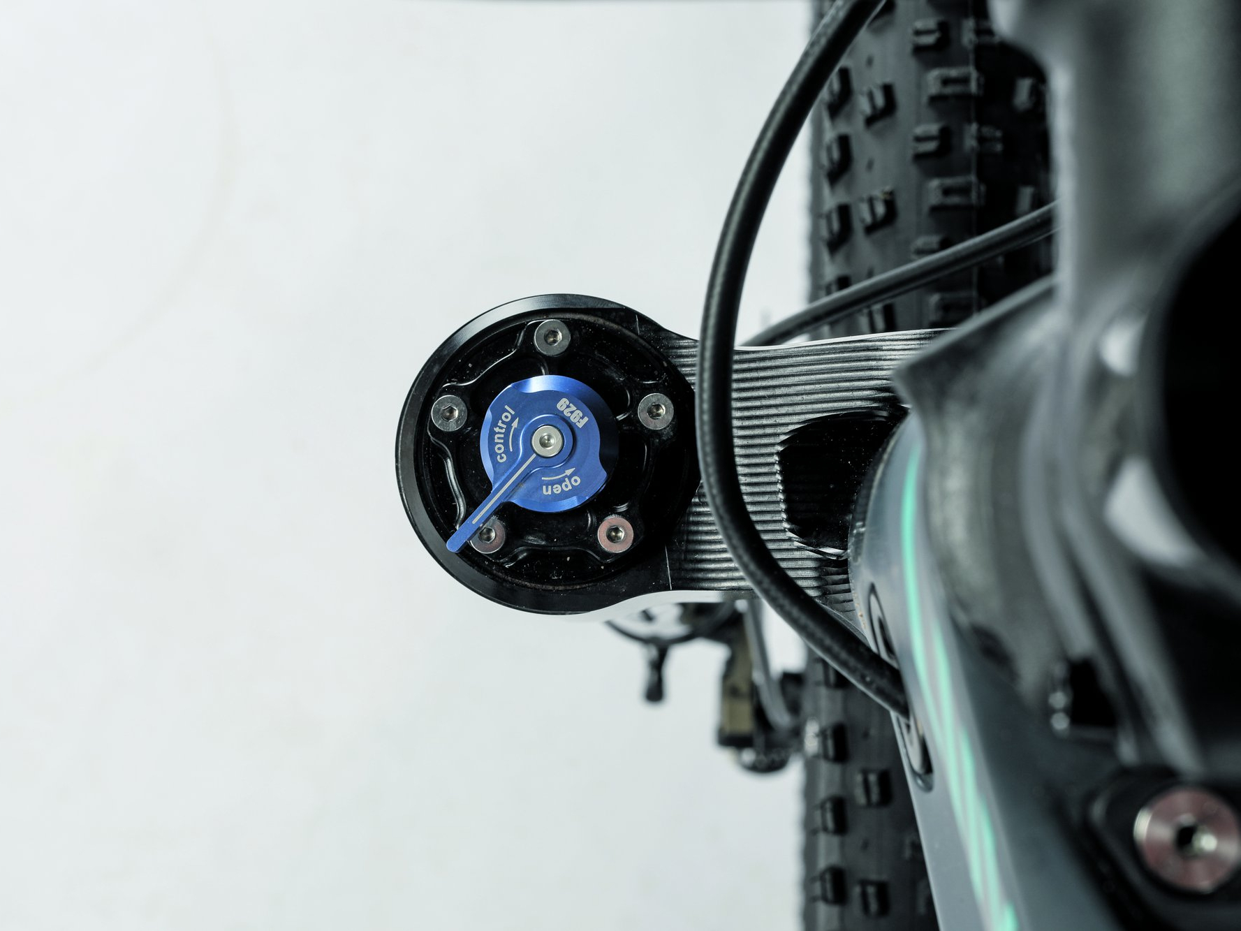 Bright F929 XCO - new MTB upside-down fork | BIKE