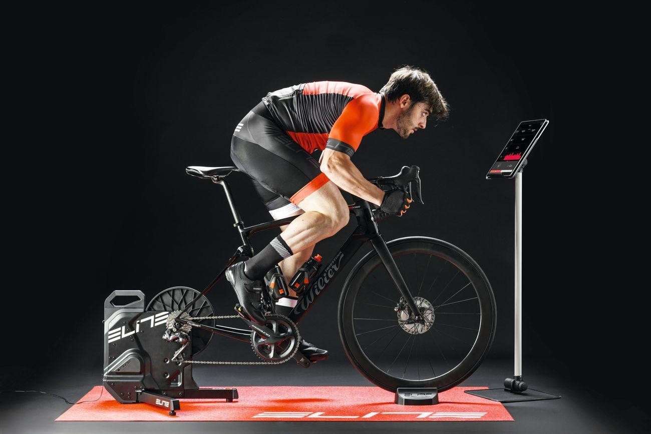 Zwift Hub Rollentrainer im Test – Einfacher Smarttrainer für wenig Geld?