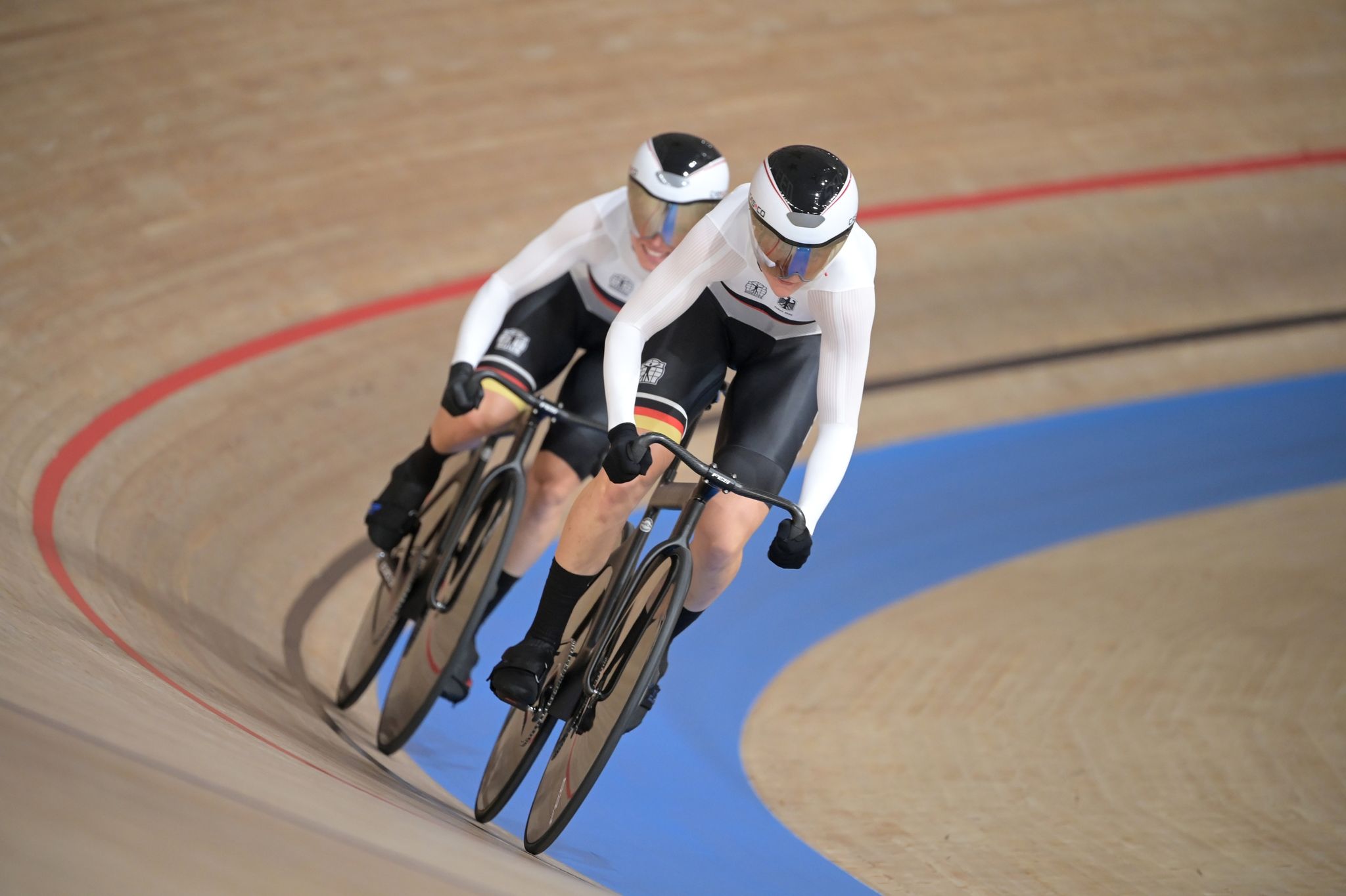 Bahnrad-WM 2022 Paris Zeitplan, TV-Übertragung, Vorschau, and Chancen der Deutschen TOUR